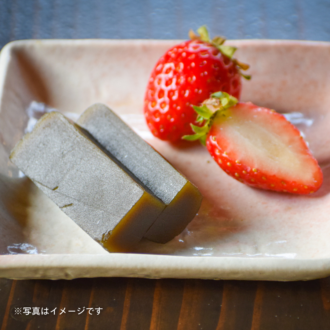 新緑茶房　伊勢茶いちご羊羹100g［2個セットで注文可能］